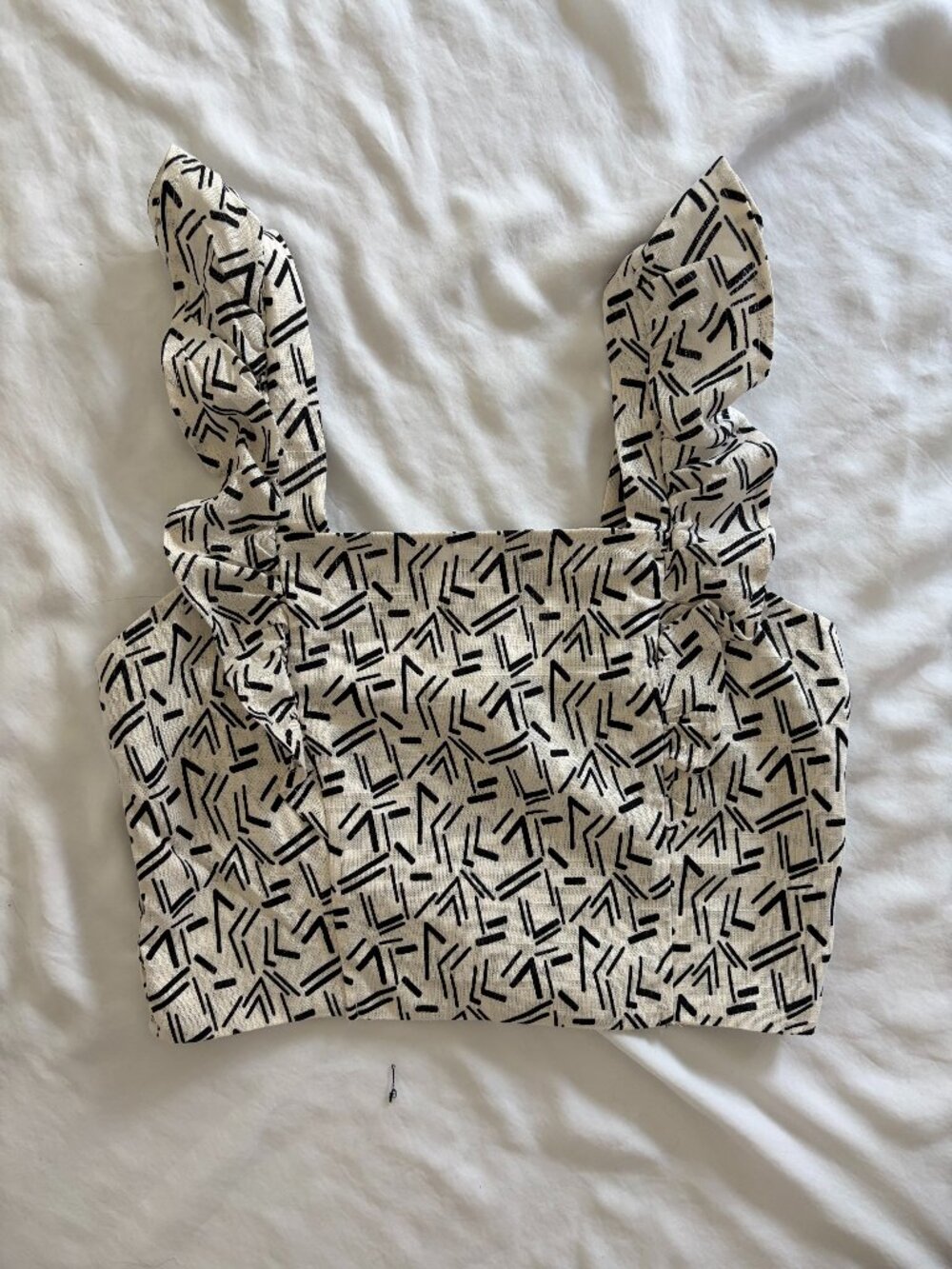 Black White Pattern Crop Top Size M